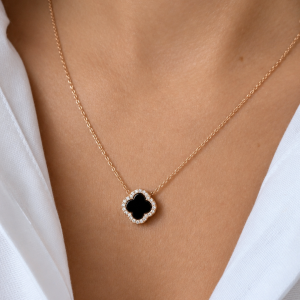 Rose Gold ogrlica Crna detelina sa cirkonima